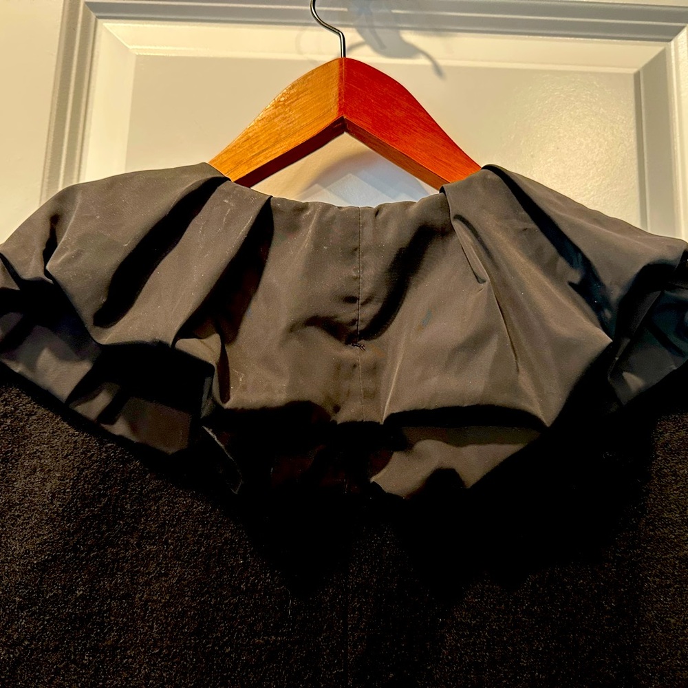 Cabi Editor in Chief Jacket with Ruffle Collar, Size Small - Picture 3 of 6
